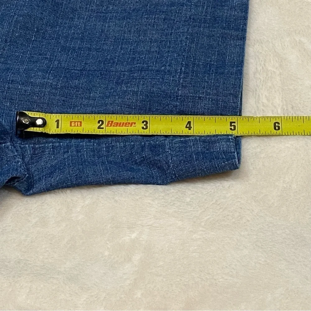 THE LIMITED / Blue Chambray Shorts High Rise Size 8